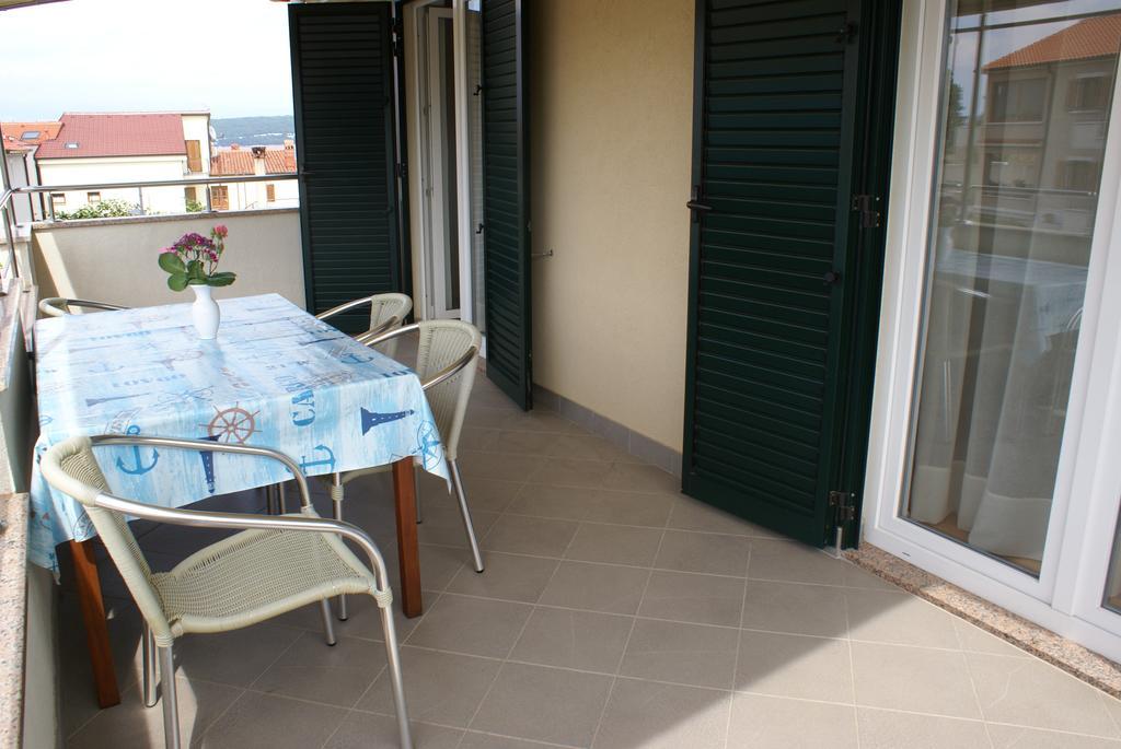 Apartments Robert Porat  Εξωτερικό φωτογραφία