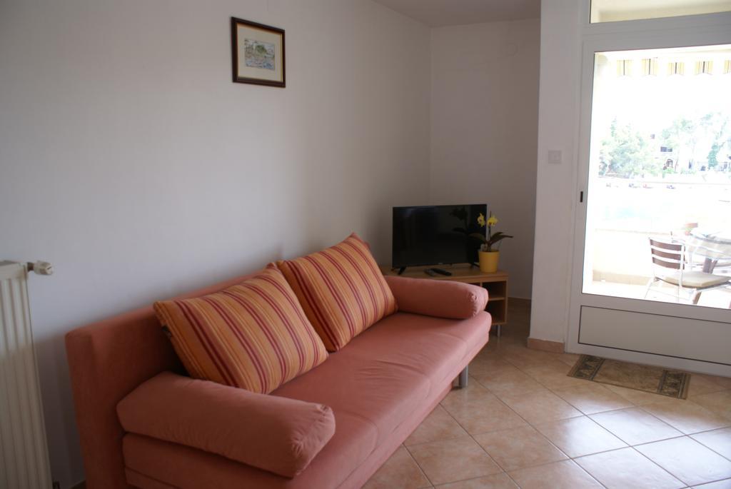 Apartments Robert Porat  Εξωτερικό φωτογραφία