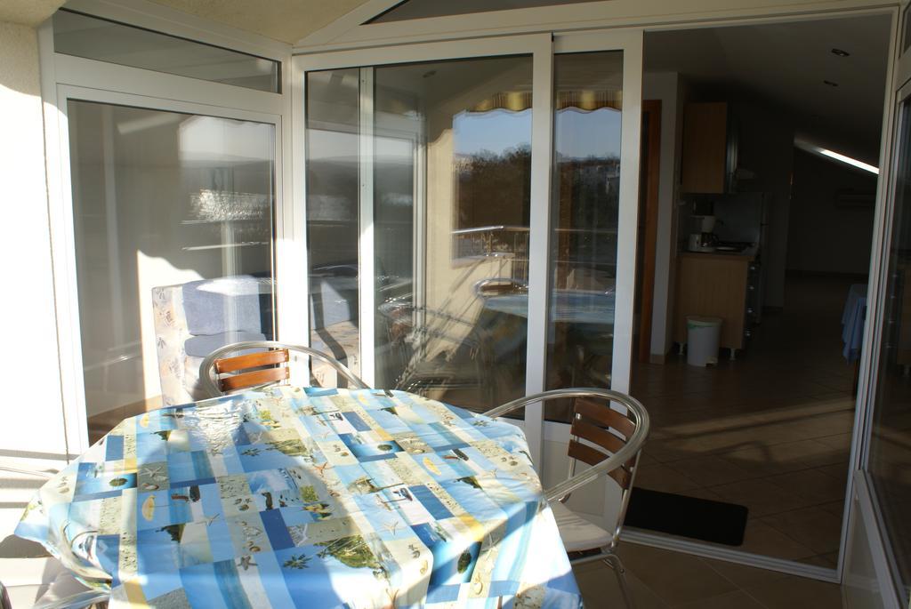 Apartments Robert Porat  Εξωτερικό φωτογραφία