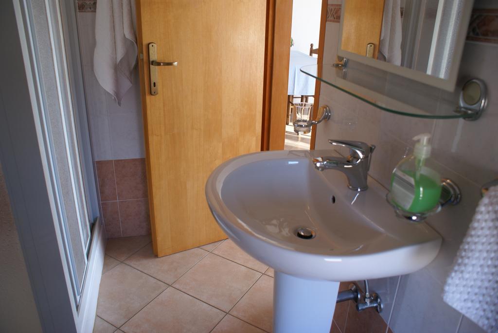 Apartments Robert Porat  Εξωτερικό φωτογραφία