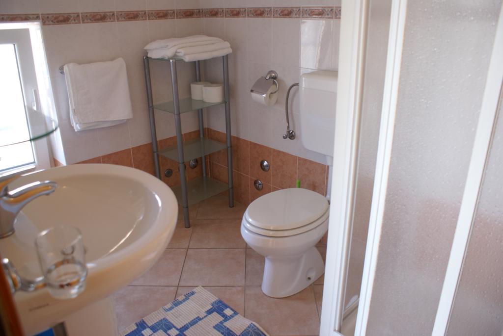 Apartments Robert Porat  Εξωτερικό φωτογραφία