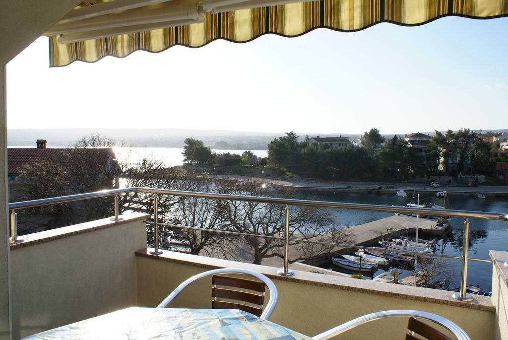 Apartments Robert Porat  Εξωτερικό φωτογραφία