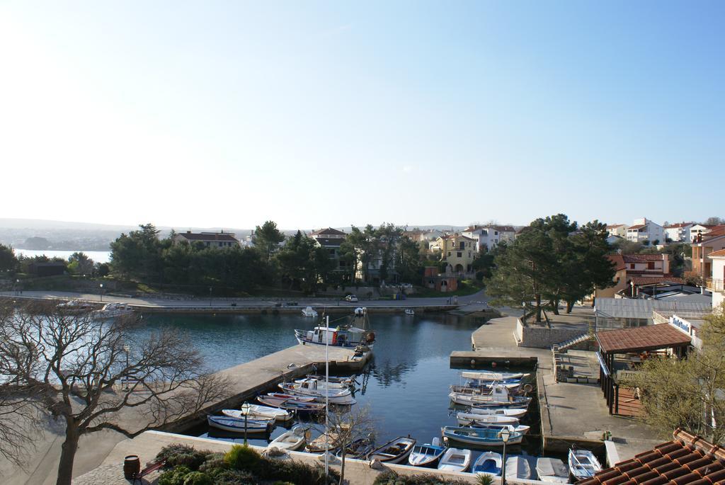 Apartments Robert Porat  Εξωτερικό φωτογραφία
