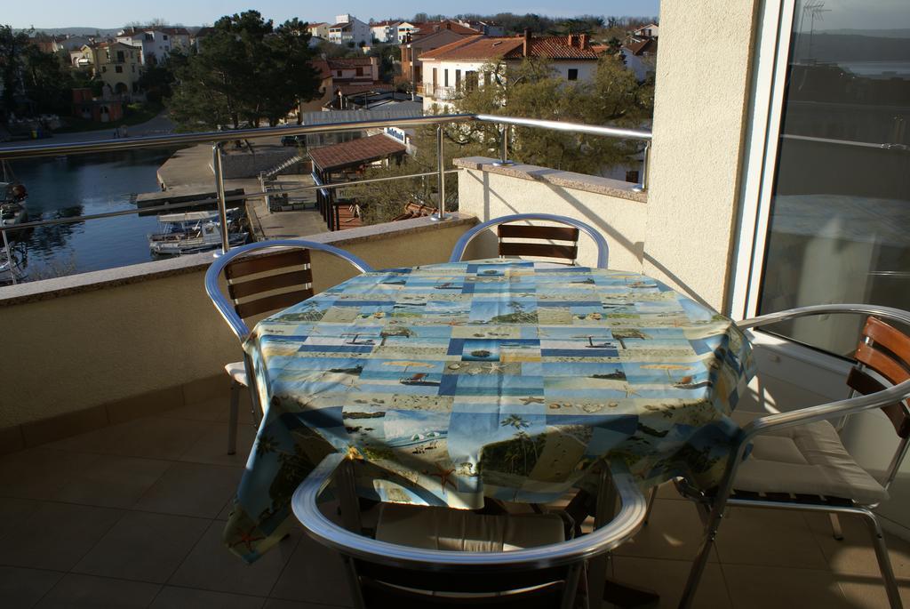 Apartments Robert Porat  Εξωτερικό φωτογραφία