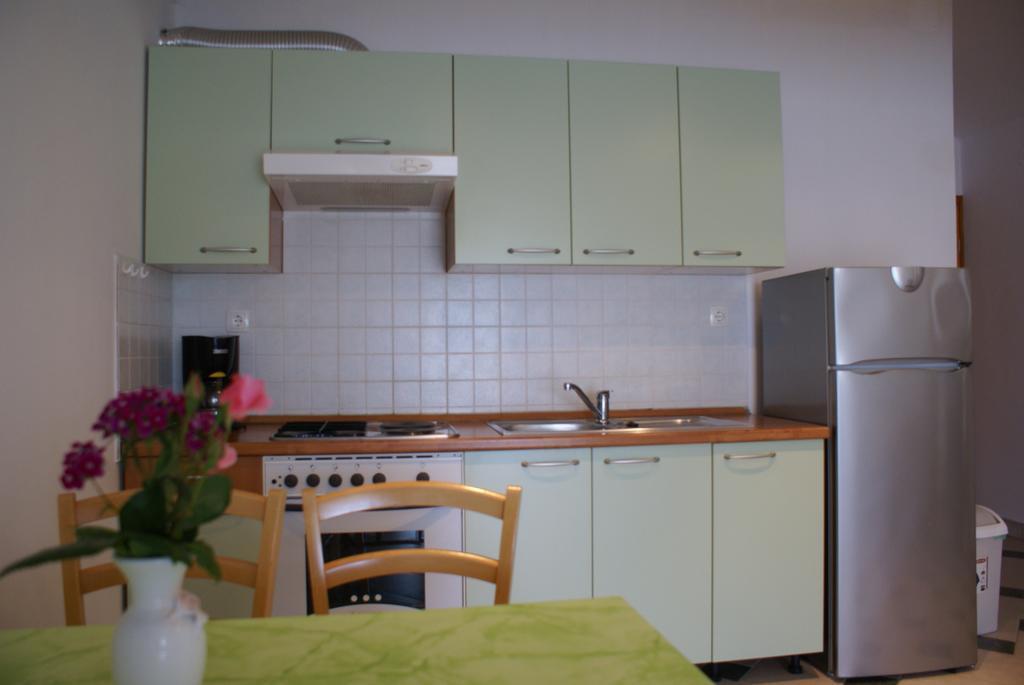 Apartments Robert Porat  Εξωτερικό φωτογραφία
