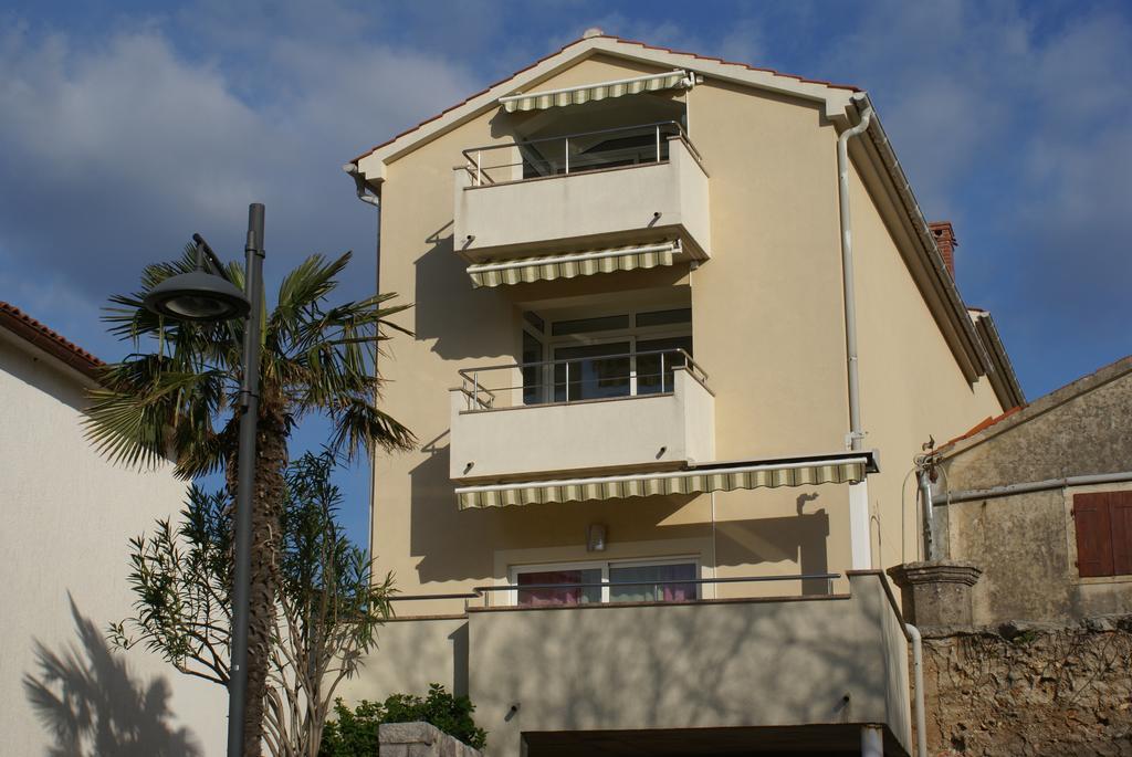 Apartments Robert Porat  Εξωτερικό φωτογραφία